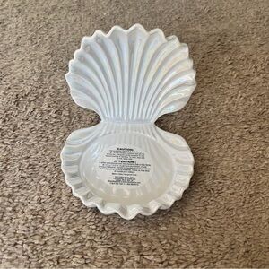 Bath & Body Works Iridescent Clam Shell 3-Wick Candle Holder